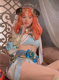 Shirogane - Nilou selfies (2)